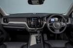 Volvo XC60 D4 Inscription 2017 года (UK)